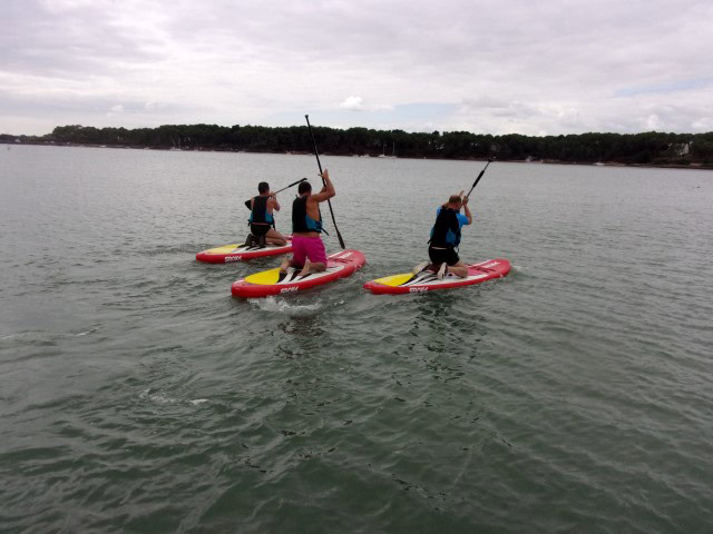 relais sportif paddle board pendant un rallye nautique nautic sport